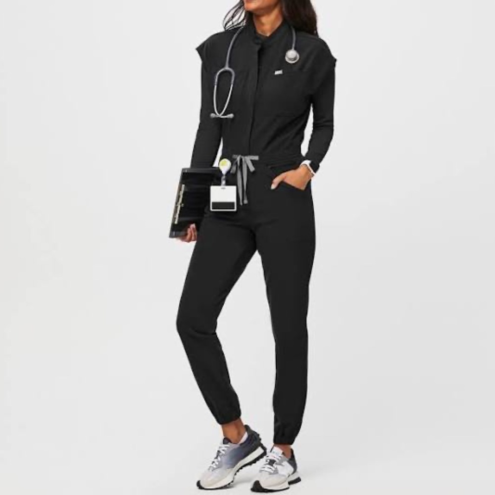 FIGS Rafaela Cargo Scrub Black Jumpsuit Women's Size Small